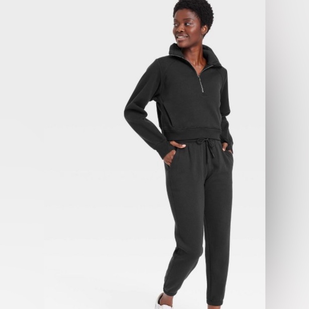 NWT All in Motion Joggers